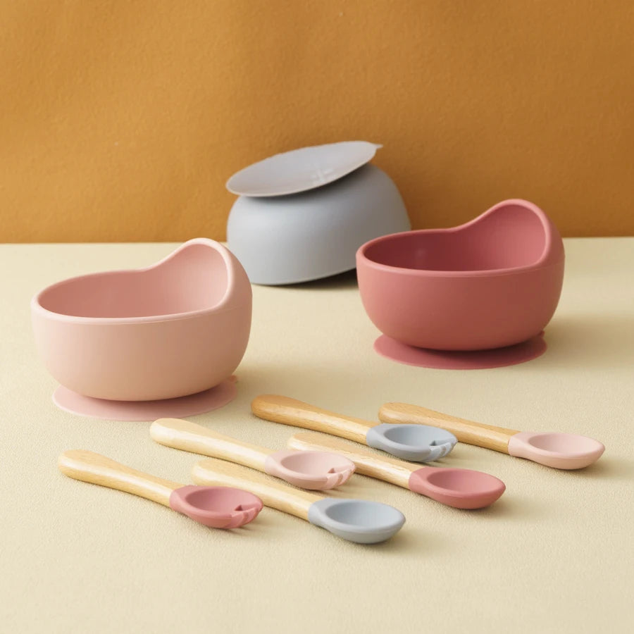 3Pcs Silicone Baby Feeding Bowl Set Baby Learning Dishes Suction Bowl Set Wood Spoon Fork Children Tableware Baby Stuff